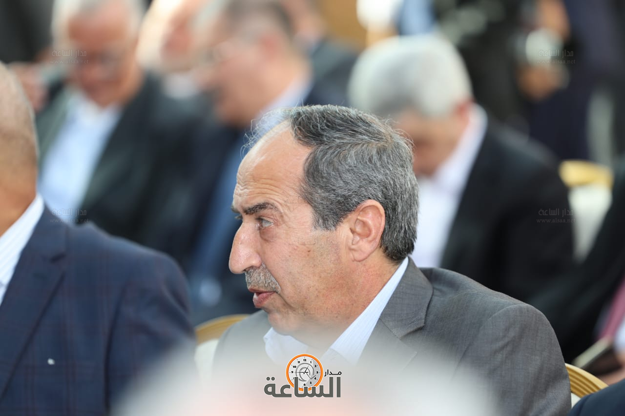 Madar Al-Saa Images 0.004203660524146113