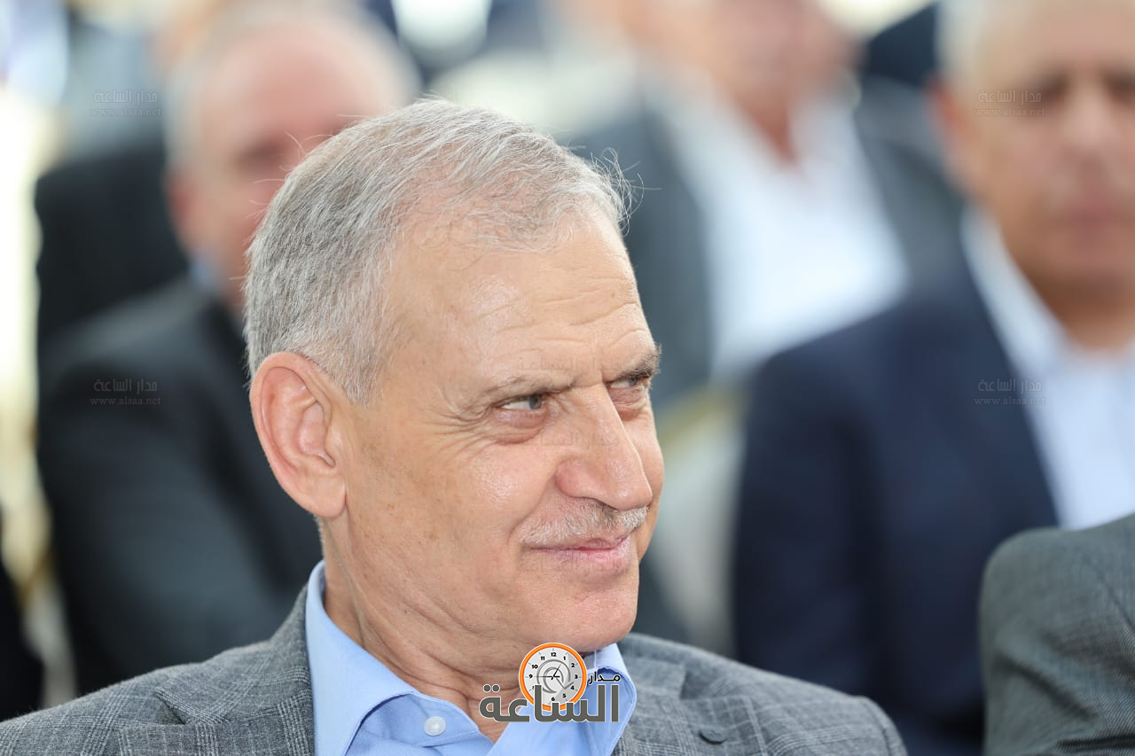 Madar Al-Saa Images 0.3956610499442559