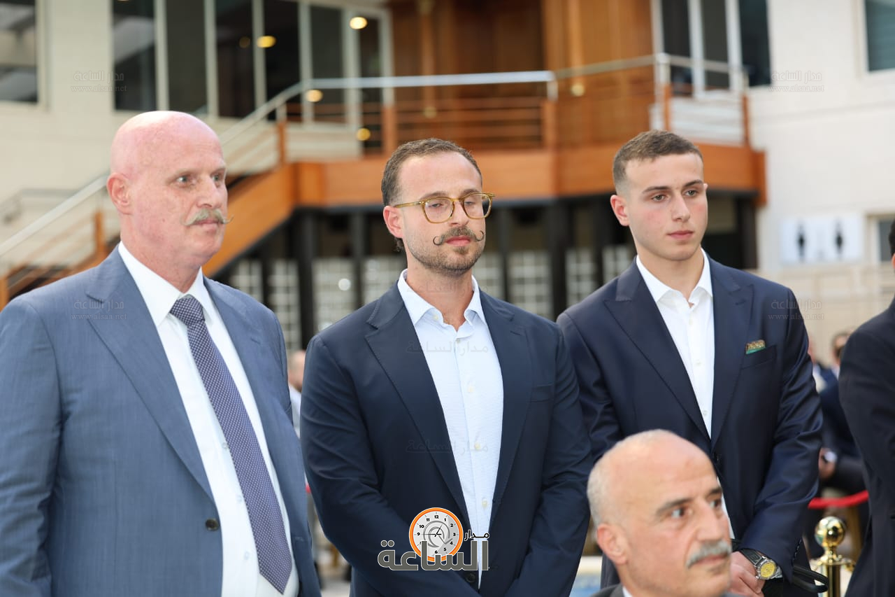 Madar Al-Saa Images 0.11803679887356289