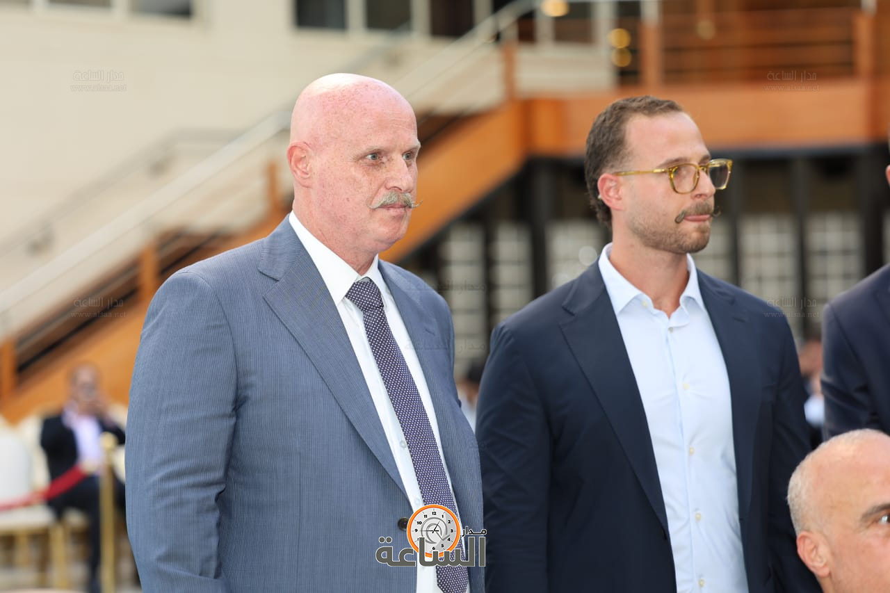 Madar Al-Saa Images 0.8056004306007827