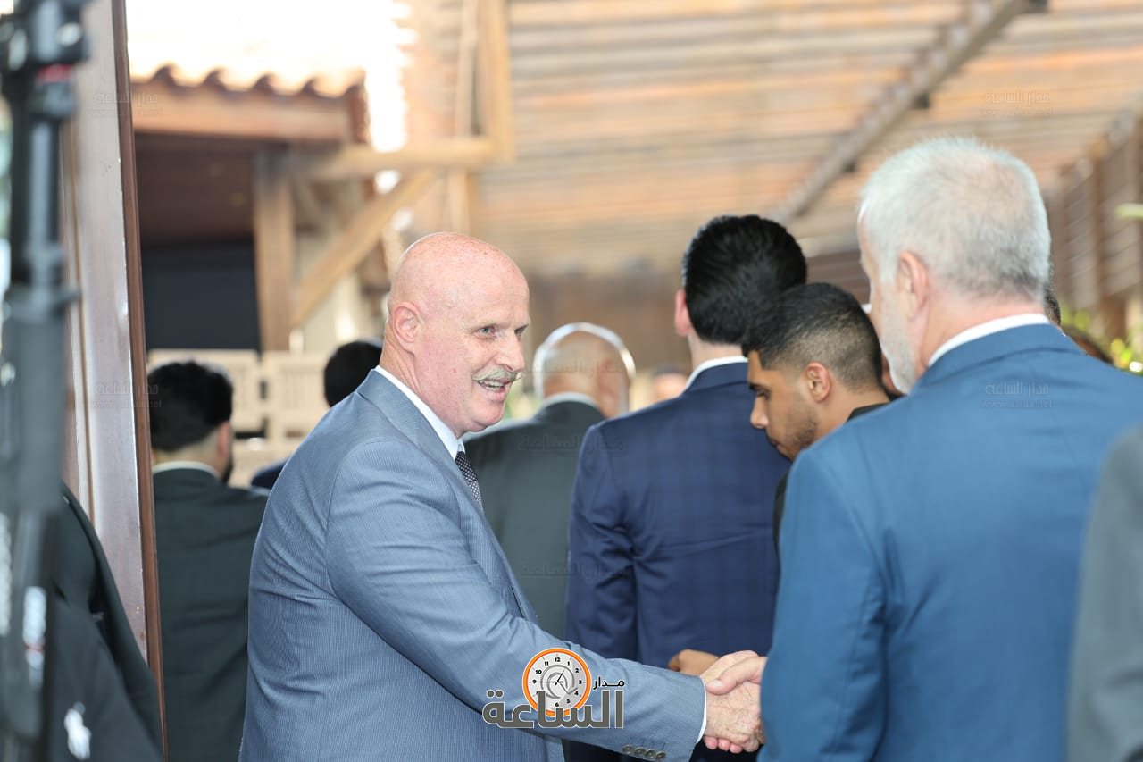 Madar Al-Saa Images 0.5283770375216917