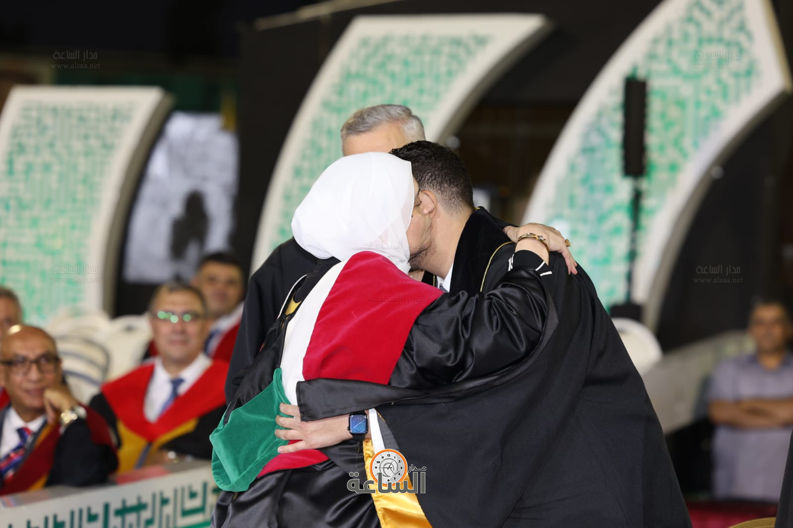 Madar Al-Saa Images 0.5403869103359807