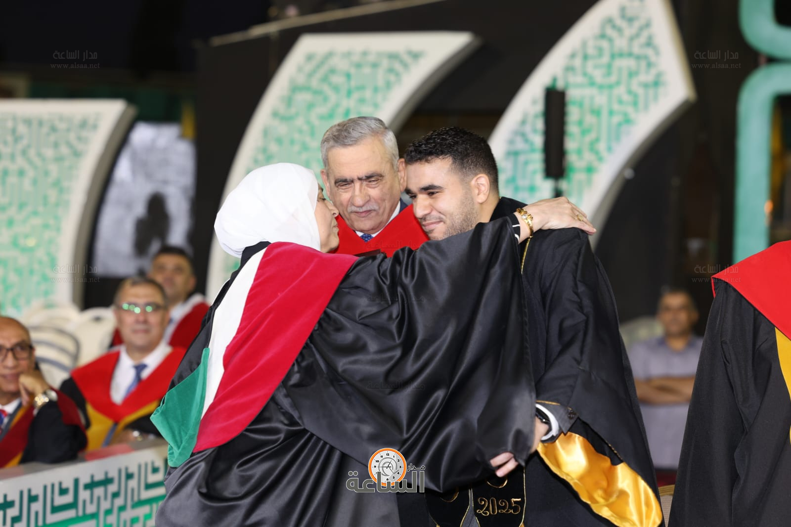 Madar Al-Saa Images 0.831819857544089