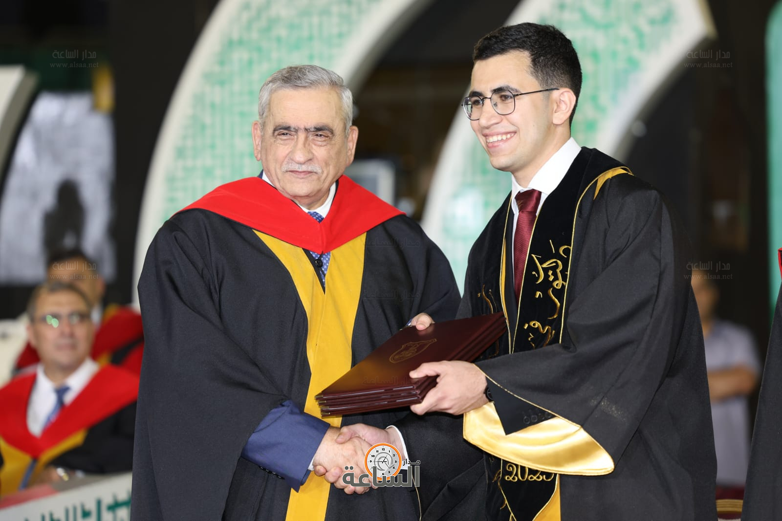 Madar Al-Saa Images 0.6300781371053209