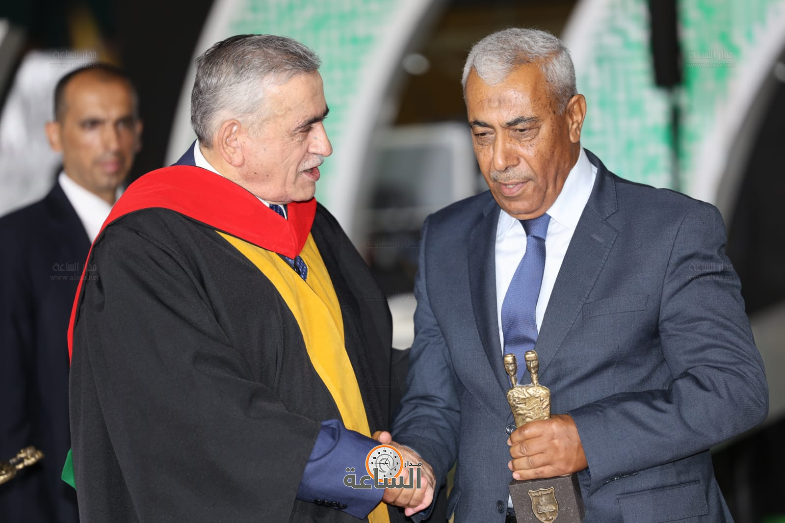 Madar Al-Saa Images 0.8316775645070774