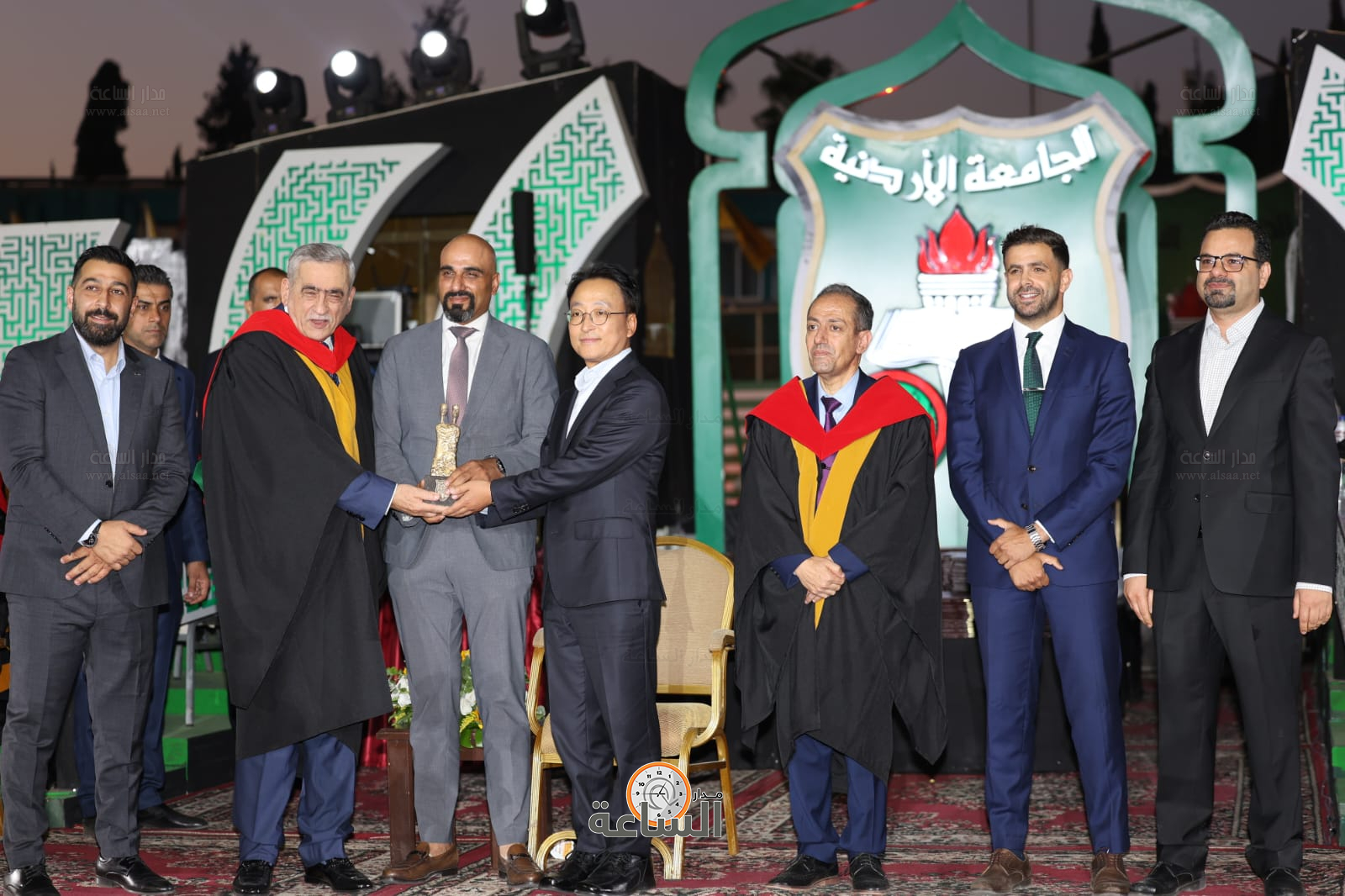 Madar Al-Saa Images 0.23866915549210554