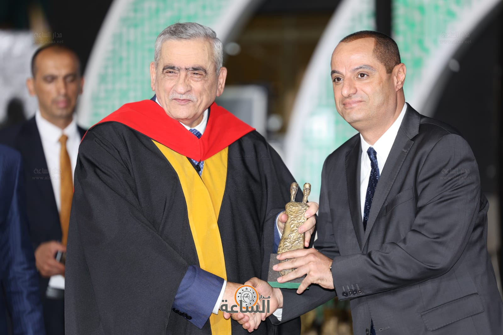 Madar Al-Saa Images 0.8005146146502196