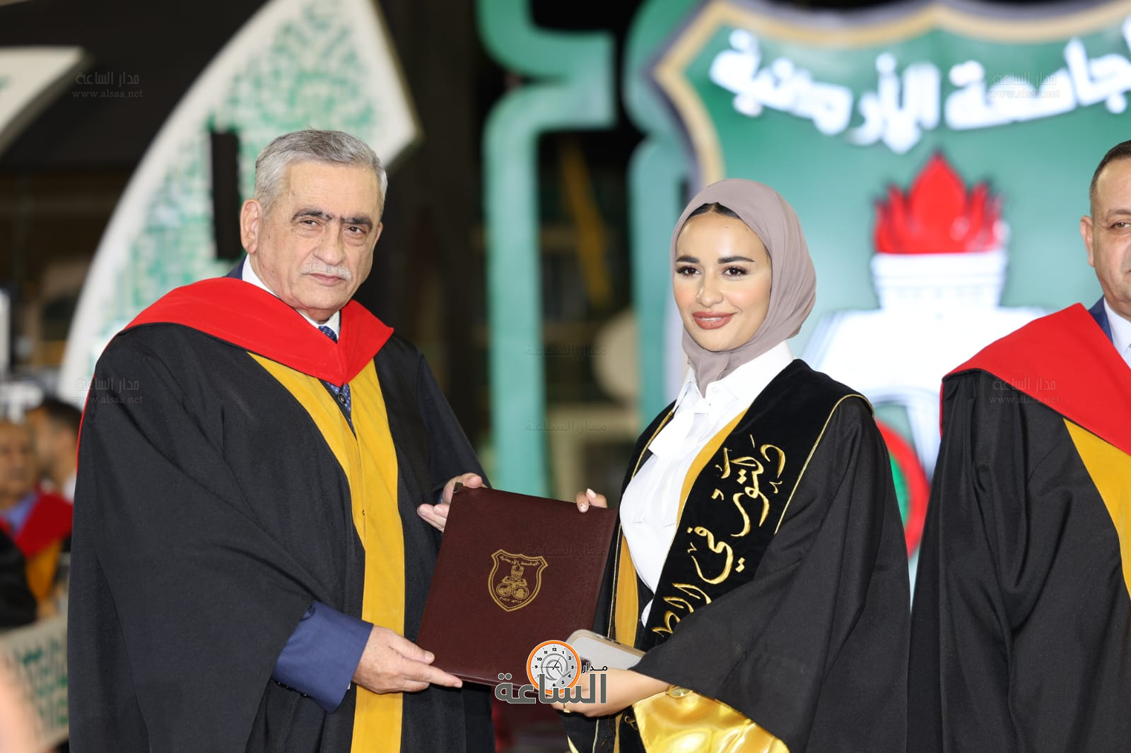 Madar Al-Saa Images 0.1460907337906524