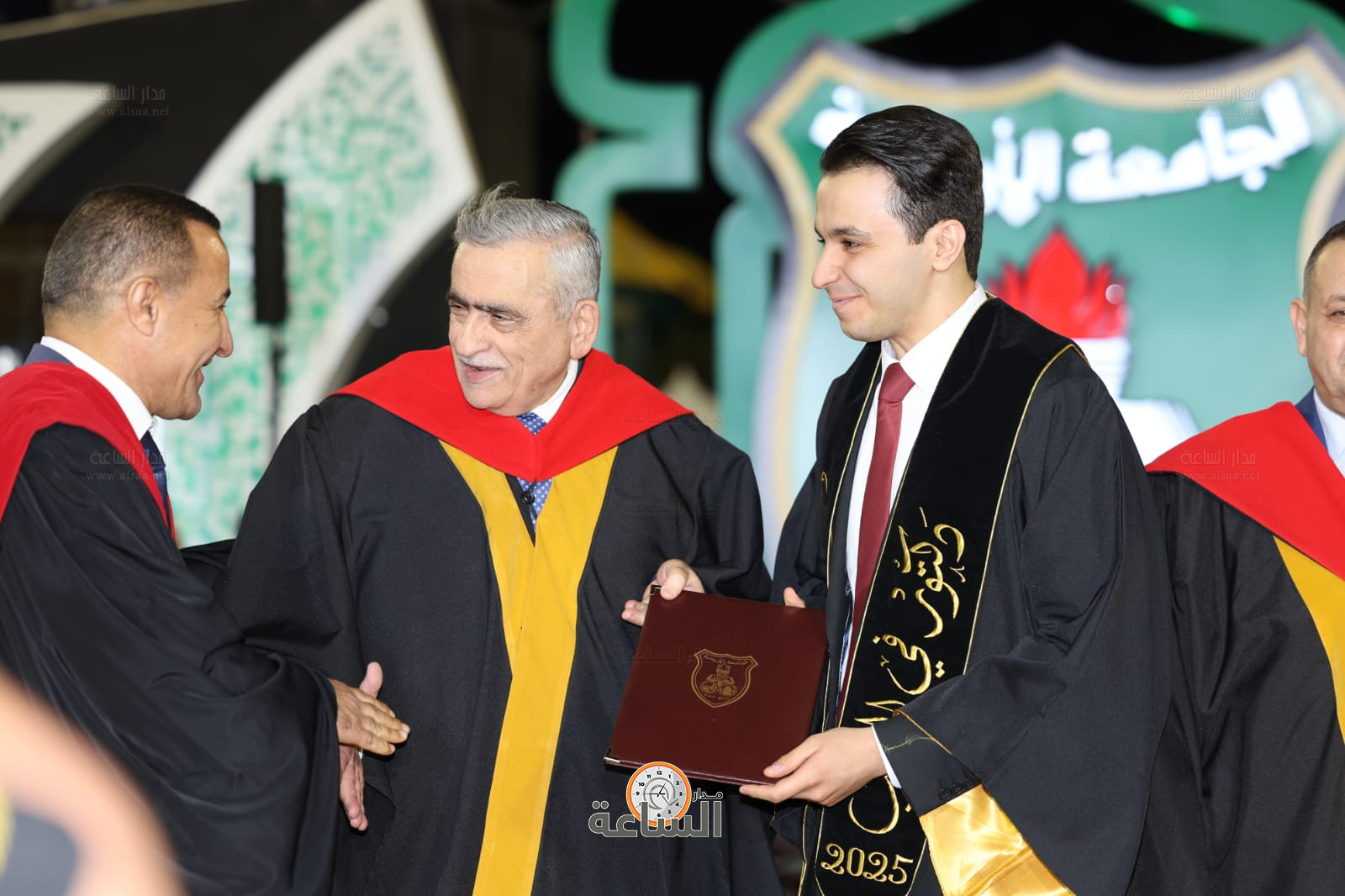 Madar Al-Saa Images 0.9556348733317565