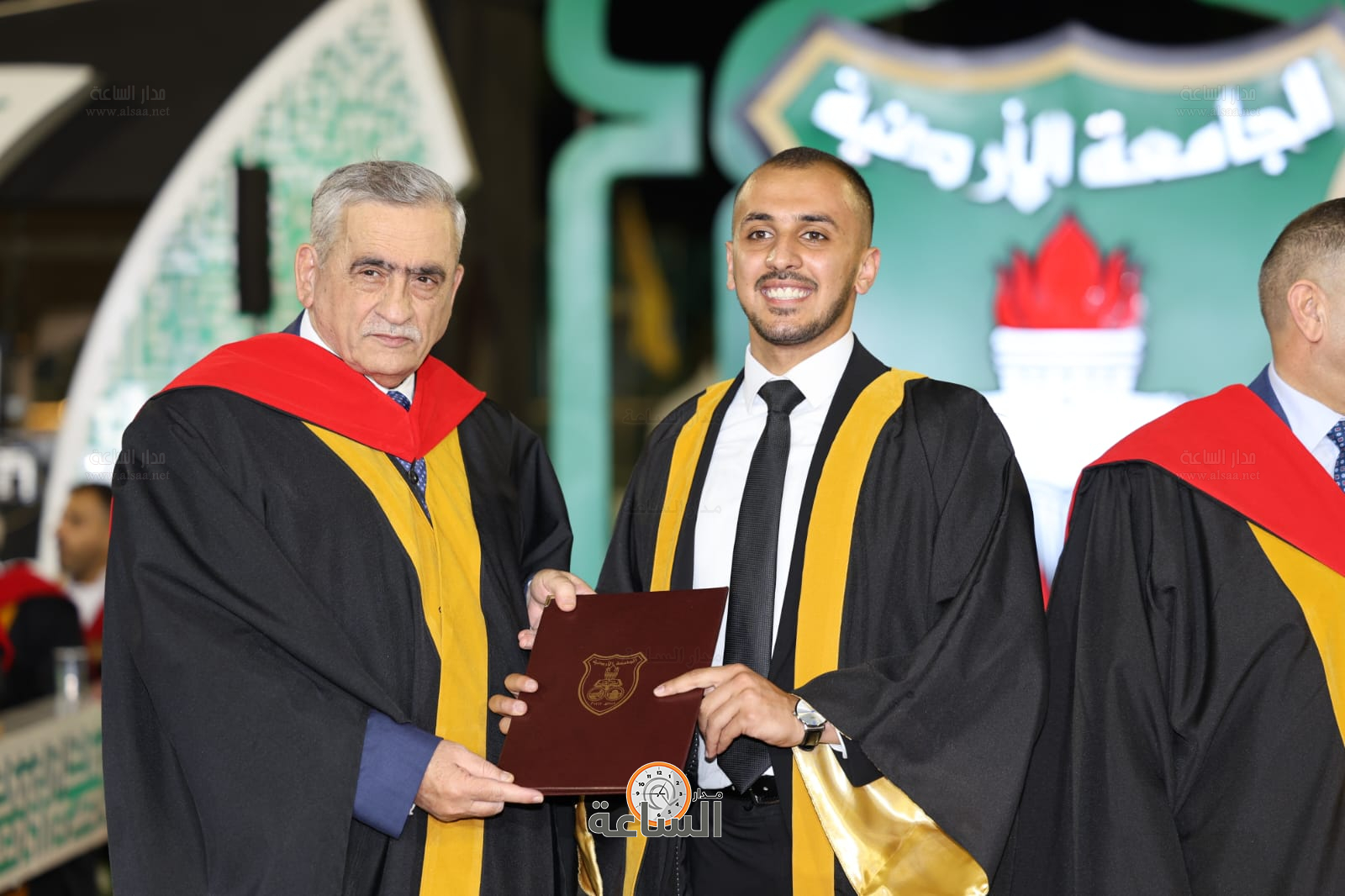 Madar Al-Saa Images 0.8014022418650745