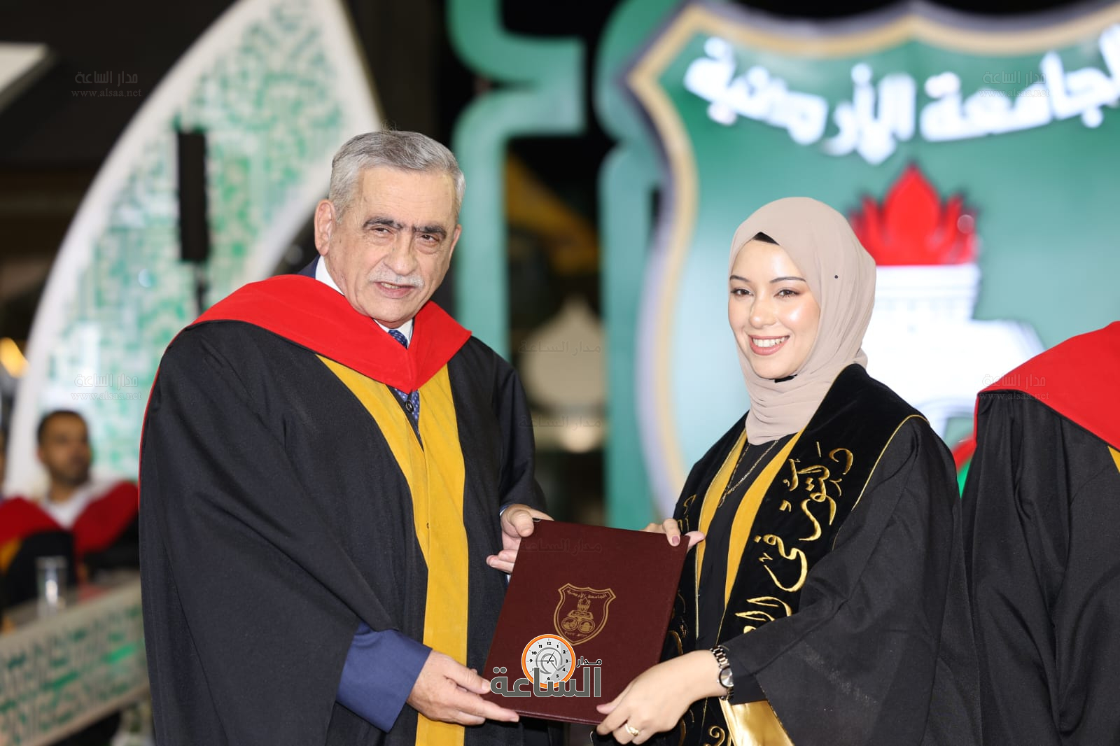 Madar Al-Saa Images 0.9419719007691548