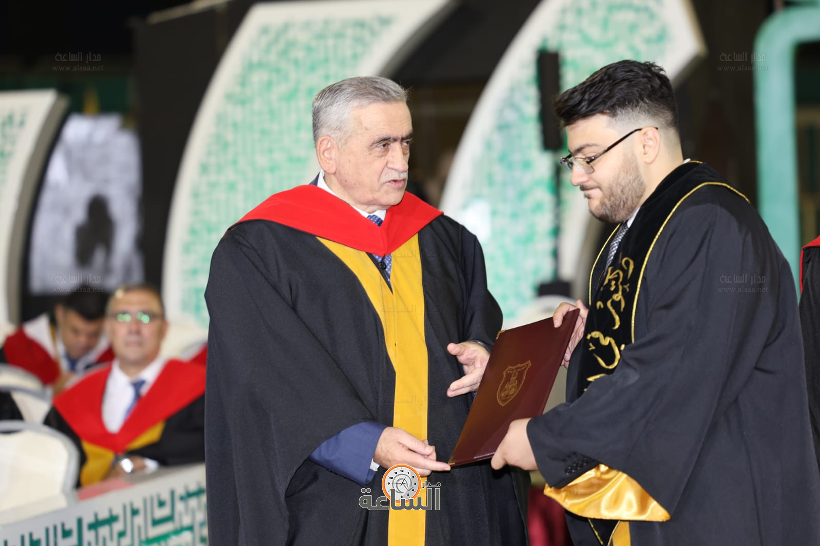 Madar Al-Saa Images 0.7016161422349082