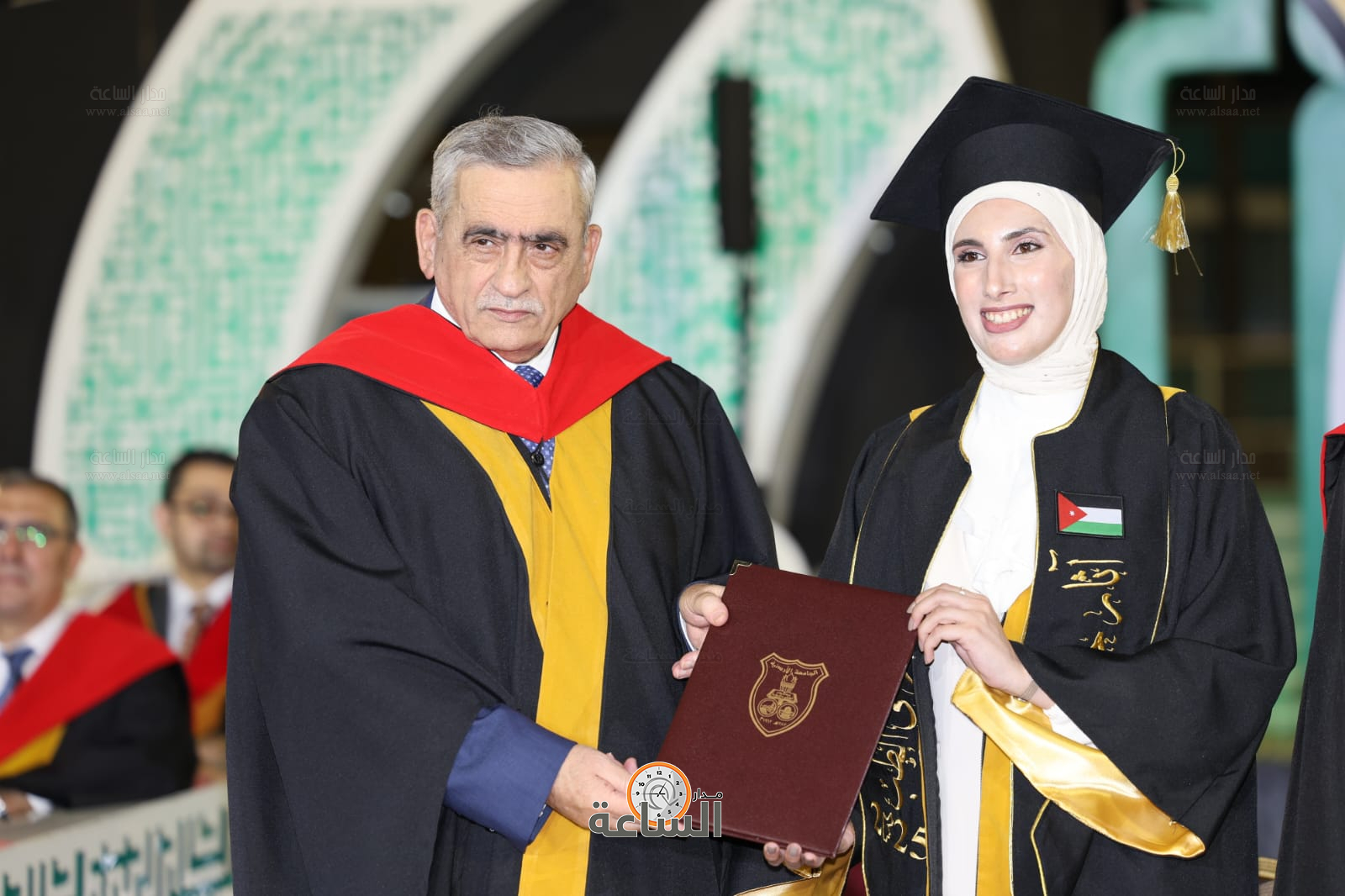 Madar Al-Saa Images 0.20885527128955161