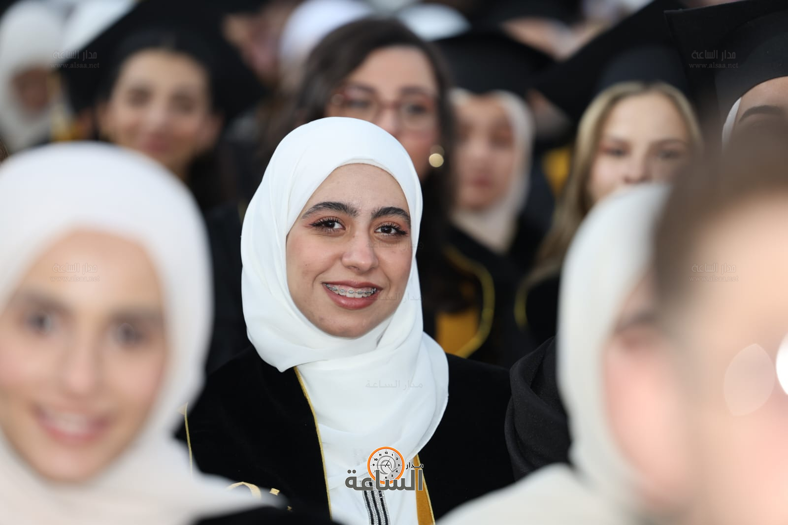 Madar Al-Saa Images 0.9652391557909344