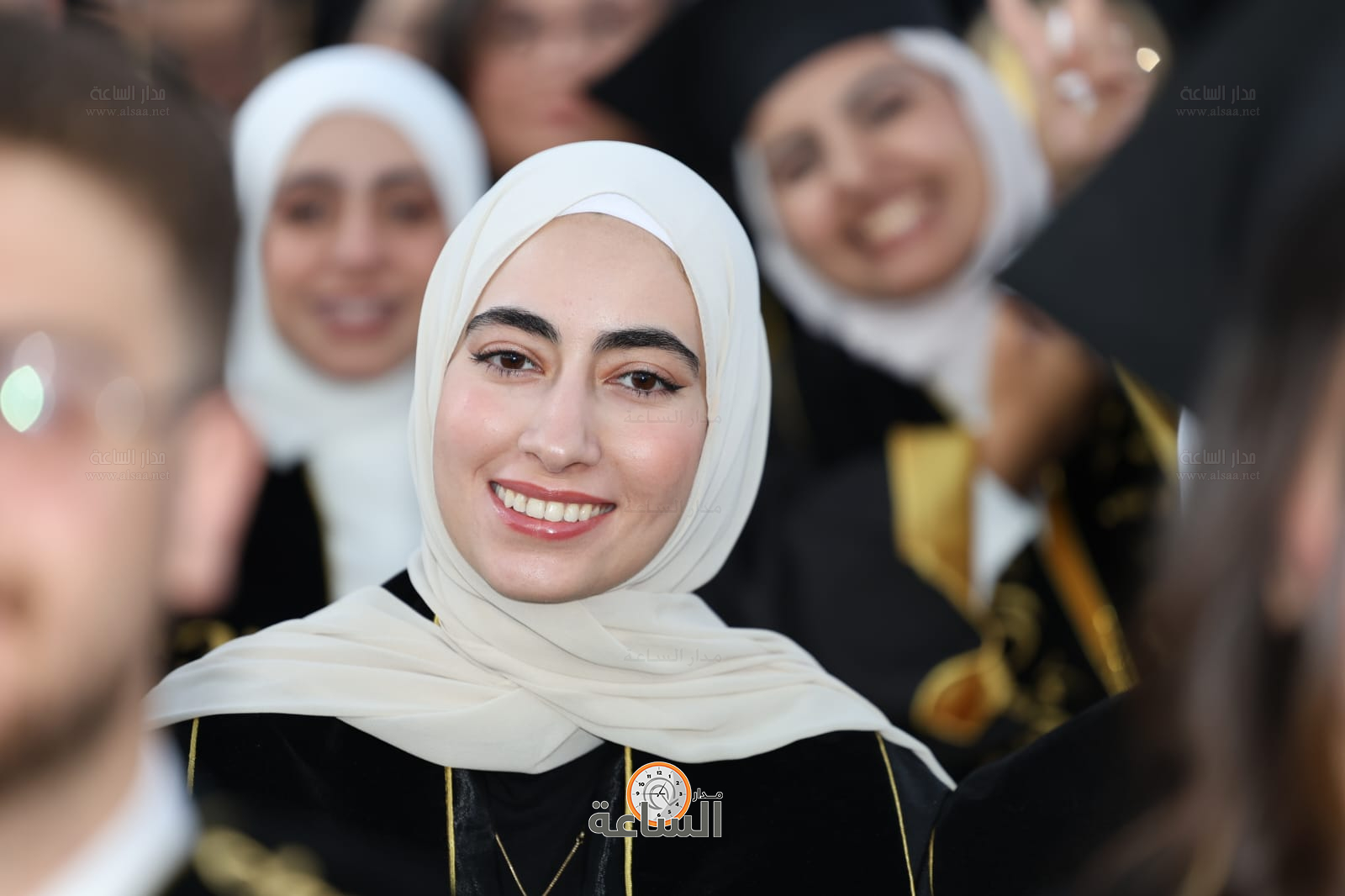 Madar Al-Saa Images 0.7134241345223108