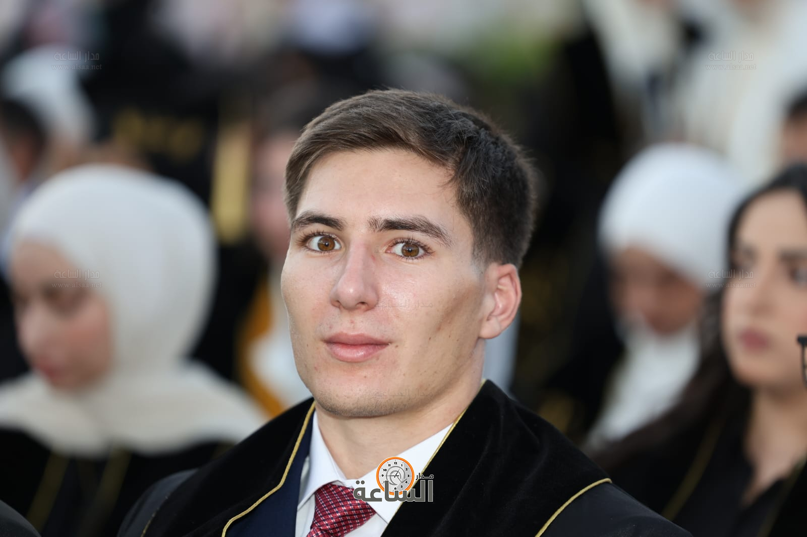 Madar Al-Saa Images 0.9321976115669072