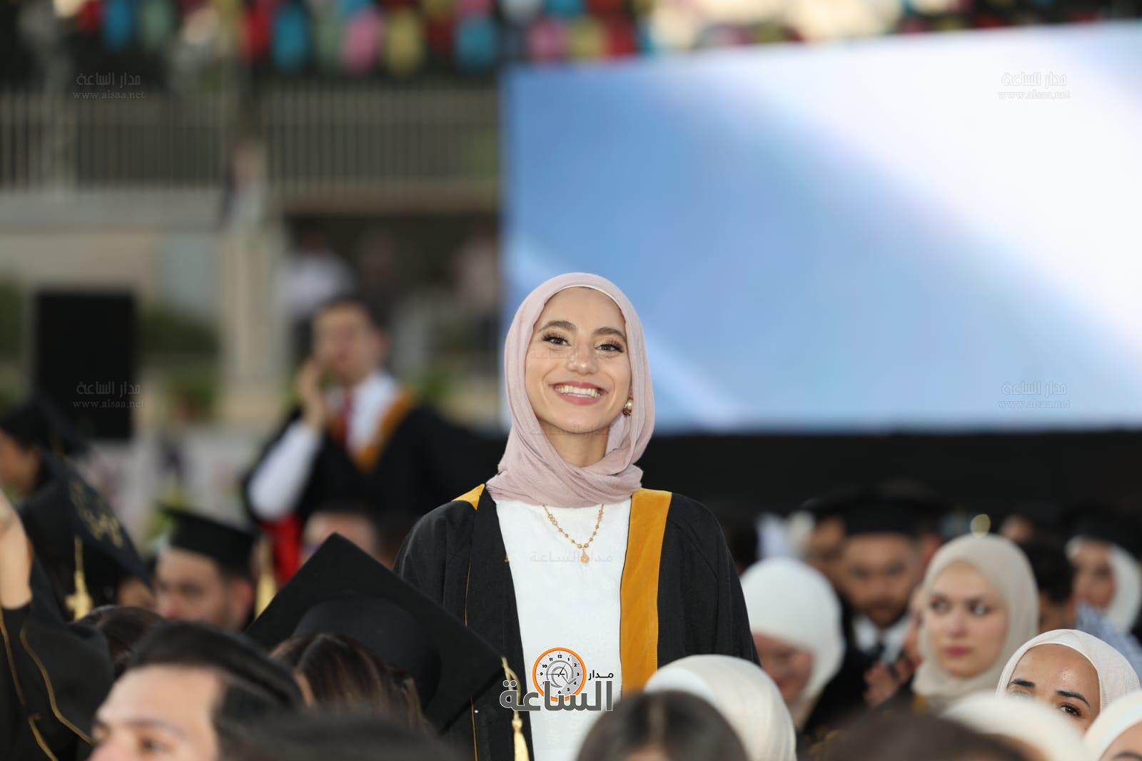 Madar Al-Saa Images 0.44353836791895496