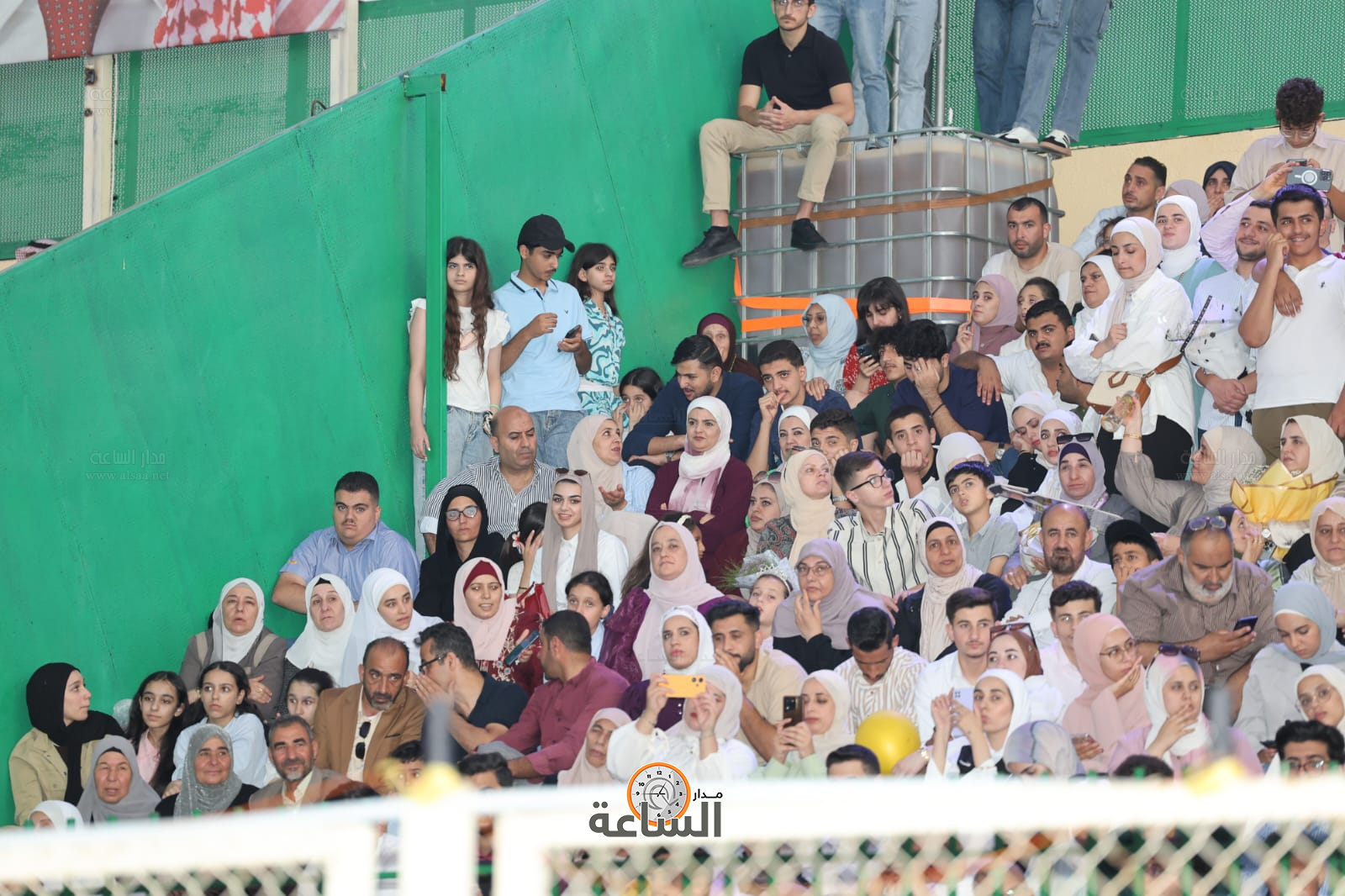 Madar Al-Saa Images 0.11764774331810368