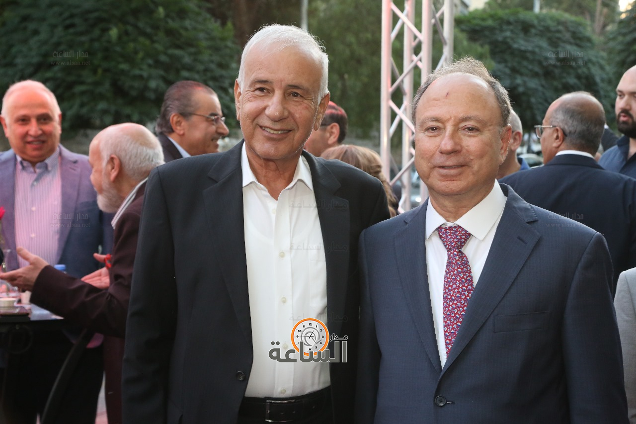 Madar Al-Saa Images 0.7392202704569376