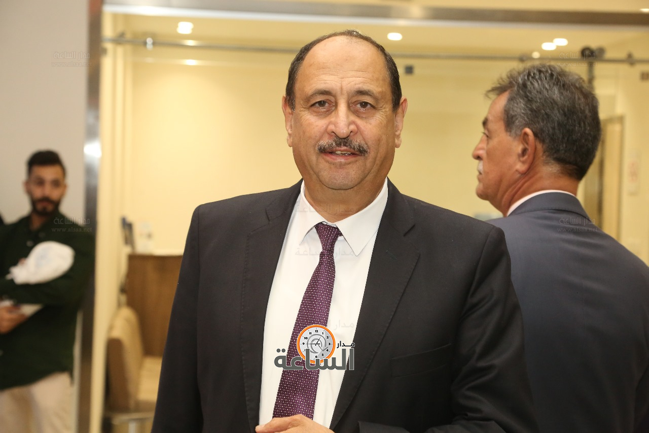 Madar Al-Saa Images 0.4345780168999911