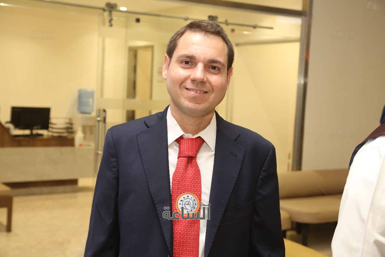 Madar Al-Saa Images 0.4219240125045087