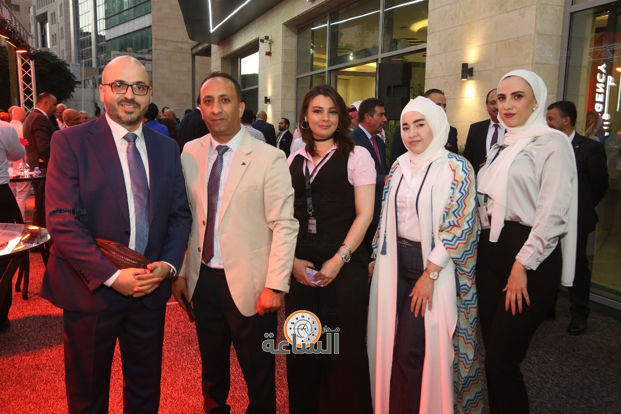 Madar Al-Saa Images 0.01211306017442526