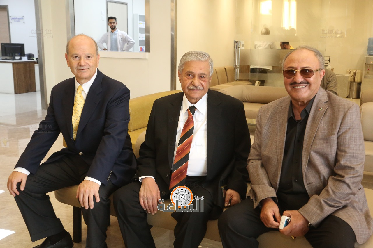 Madar Al-Saa Images 0.15561747153042804