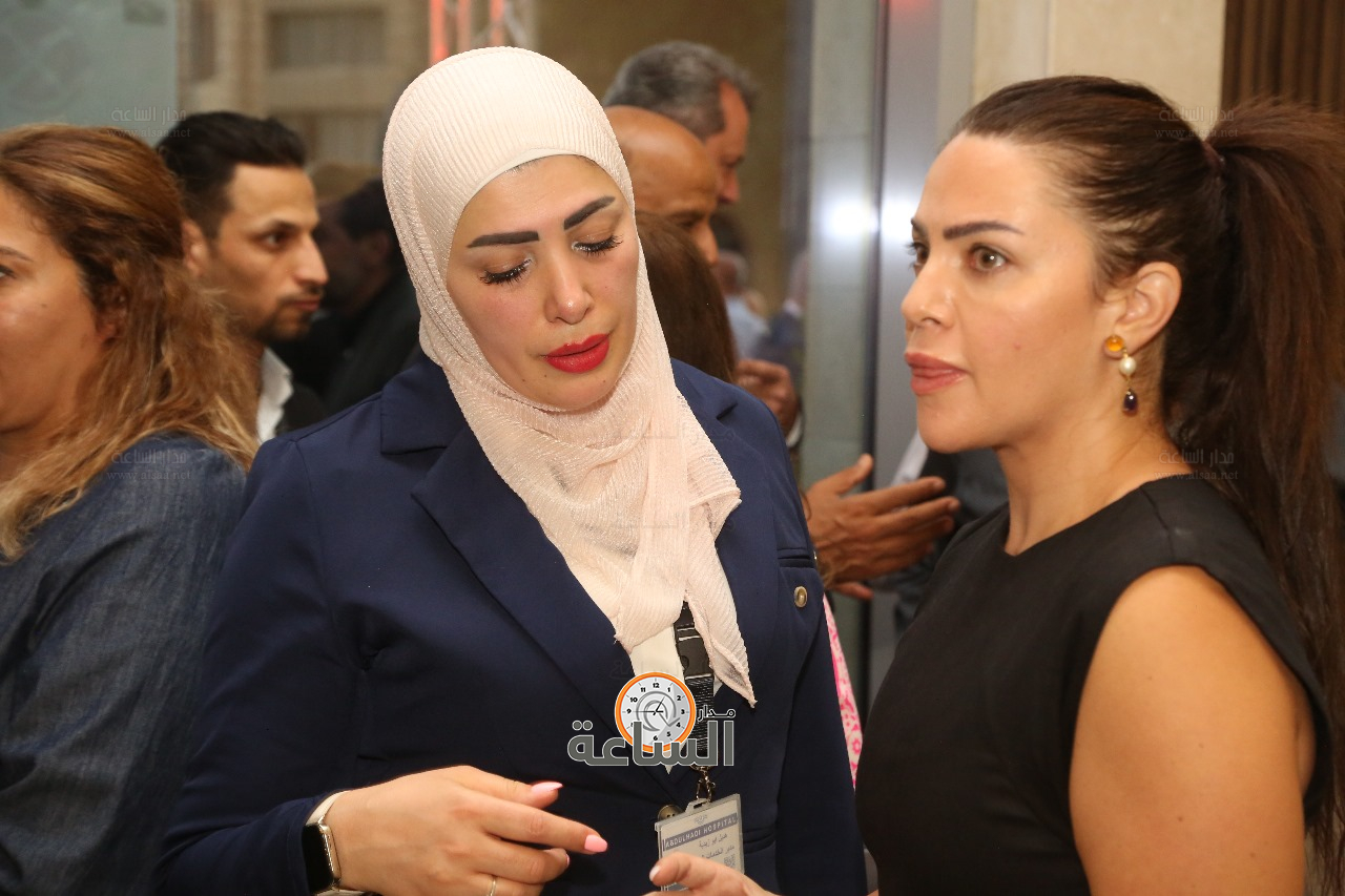 Madar Al-Saa Images 0.4915688553329838