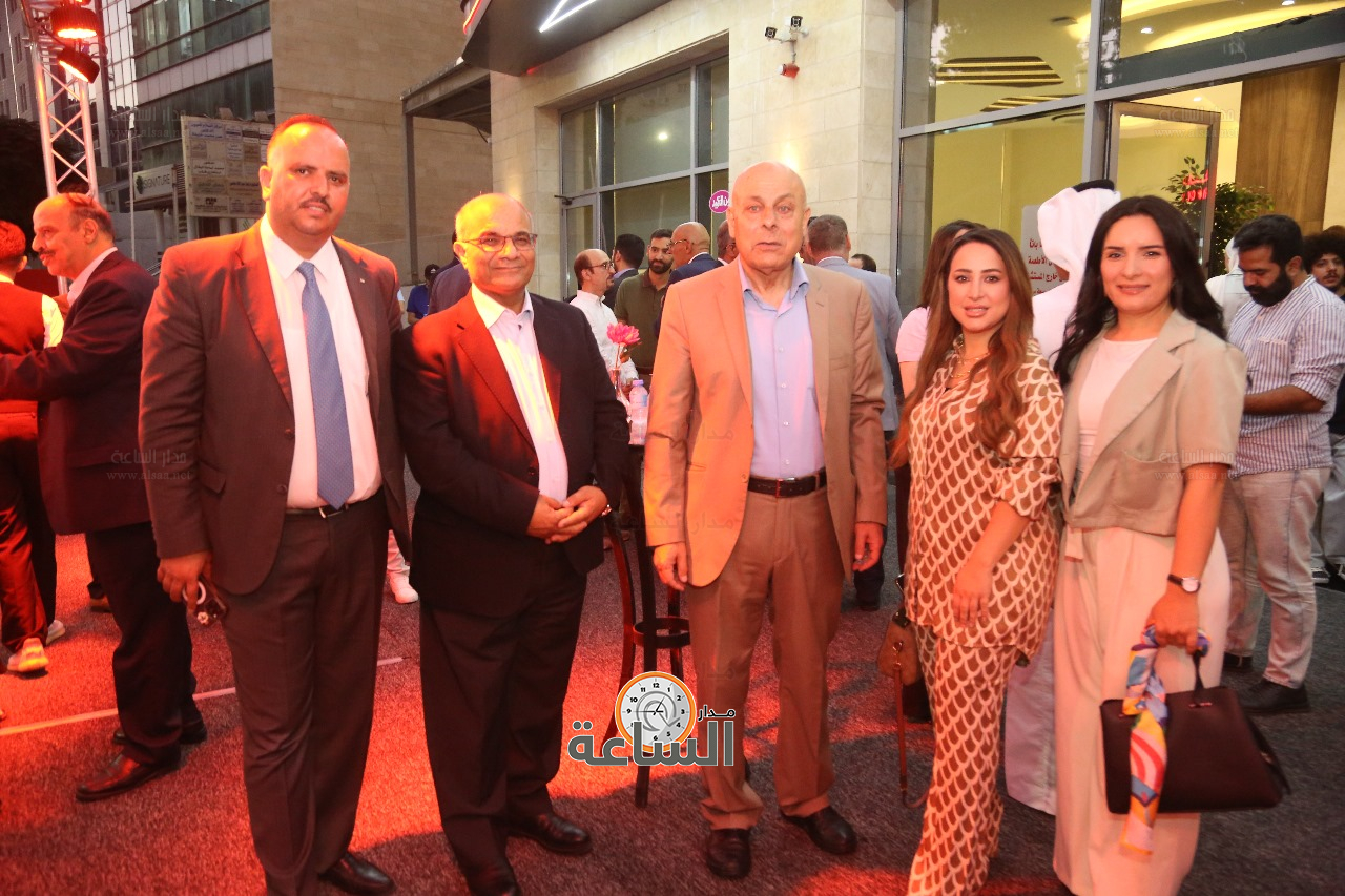 Madar Al-Saa Images 0.362998676664813