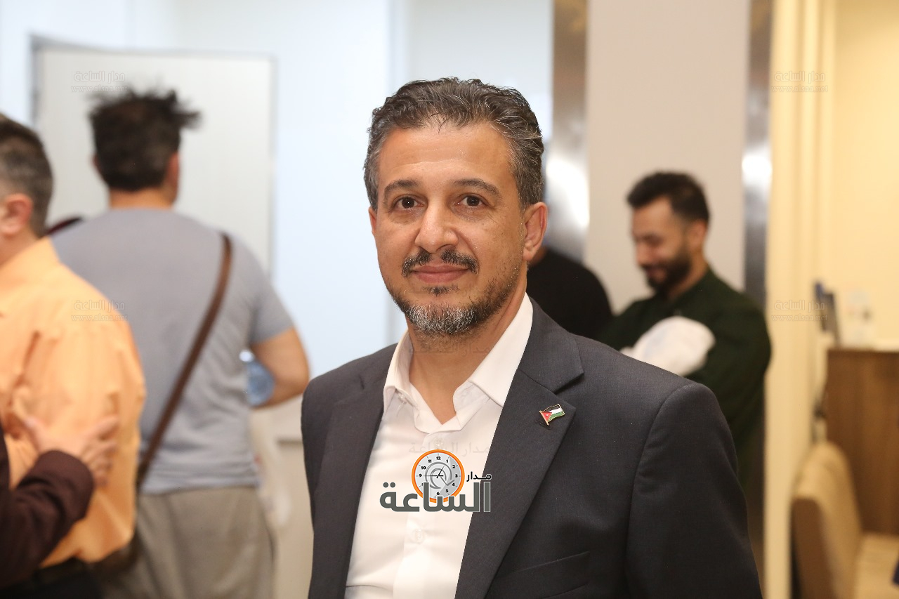 Madar Al-Saa Images 0.3318400434241203