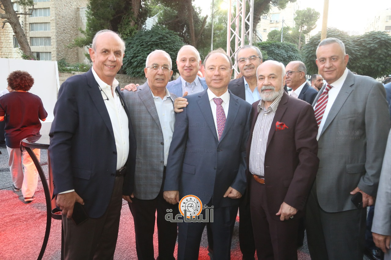 Madar Al-Saa Images 0.5772257376701254