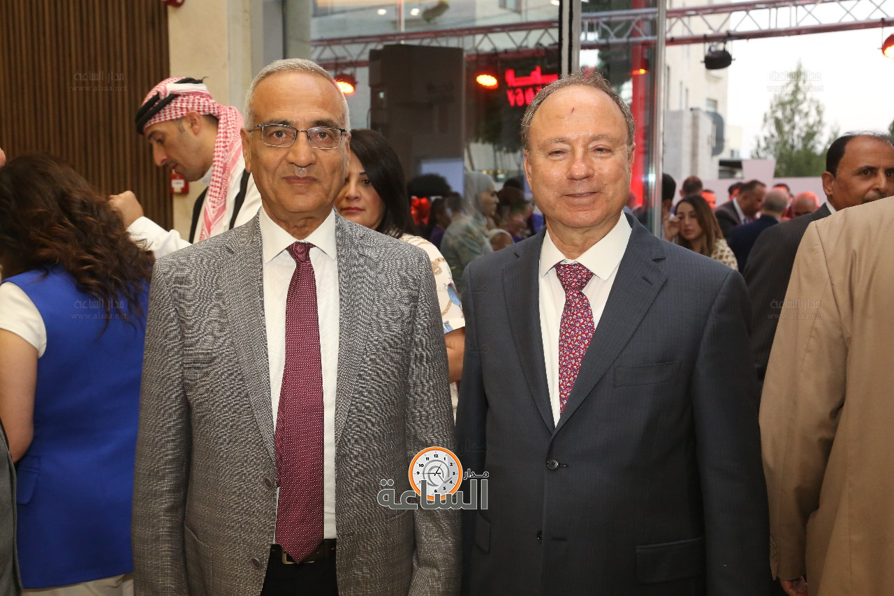 Madar Al-Saa Images 0.17855954588584544