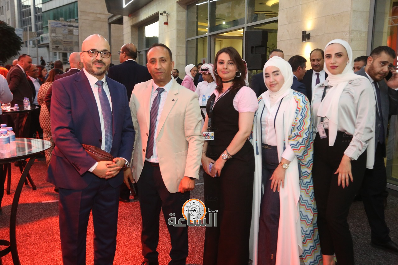 Madar Al-Saa Images 0.3417351387988987