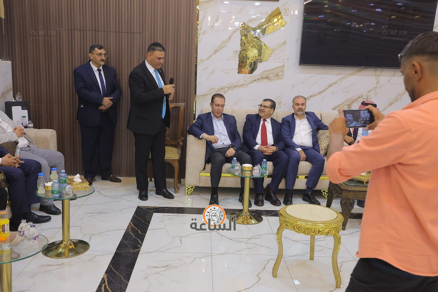 Madar Al-Saa Images 0.9548588420592963