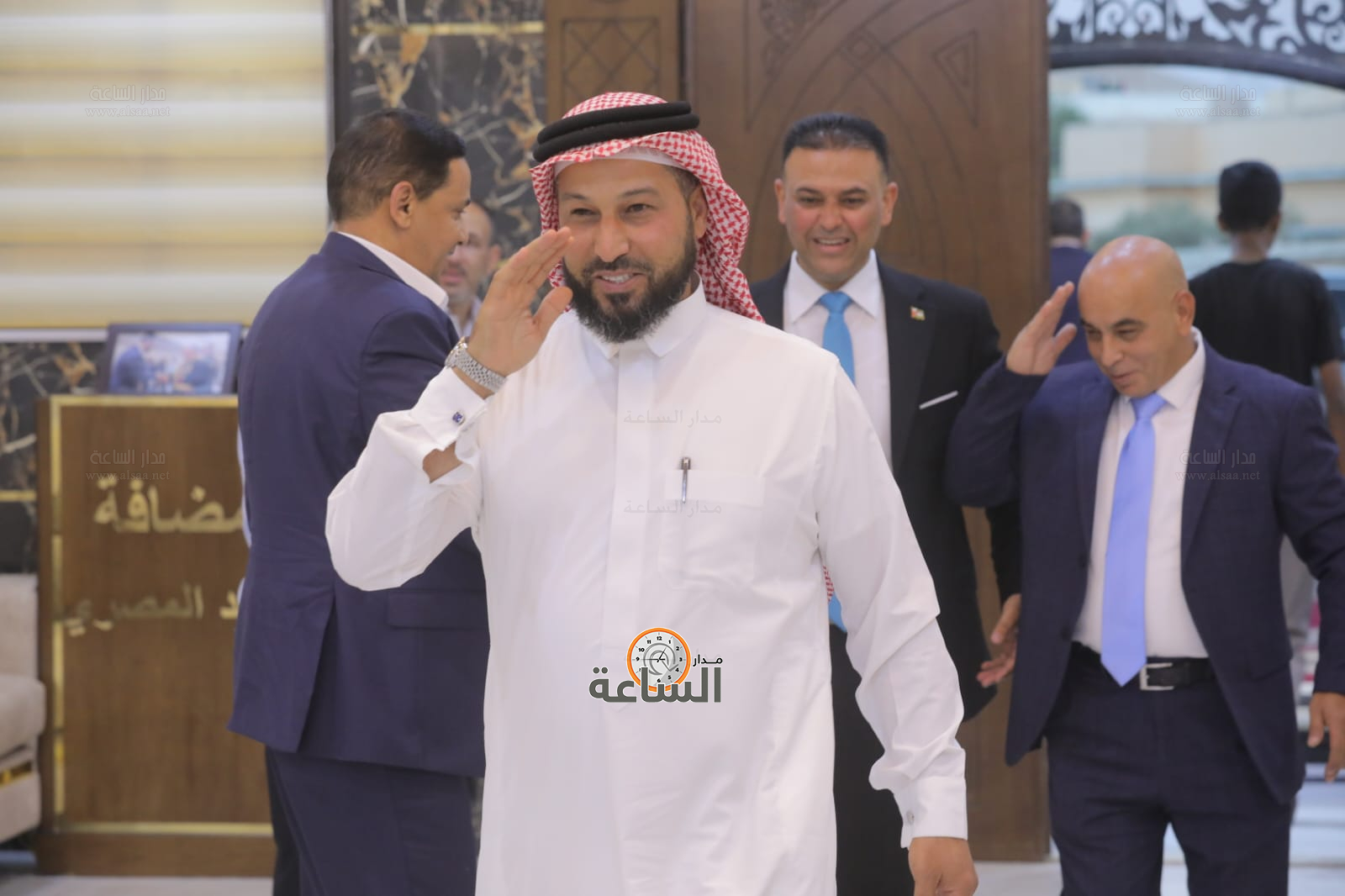 Madar Al-Saa Images 0.8696802174513302