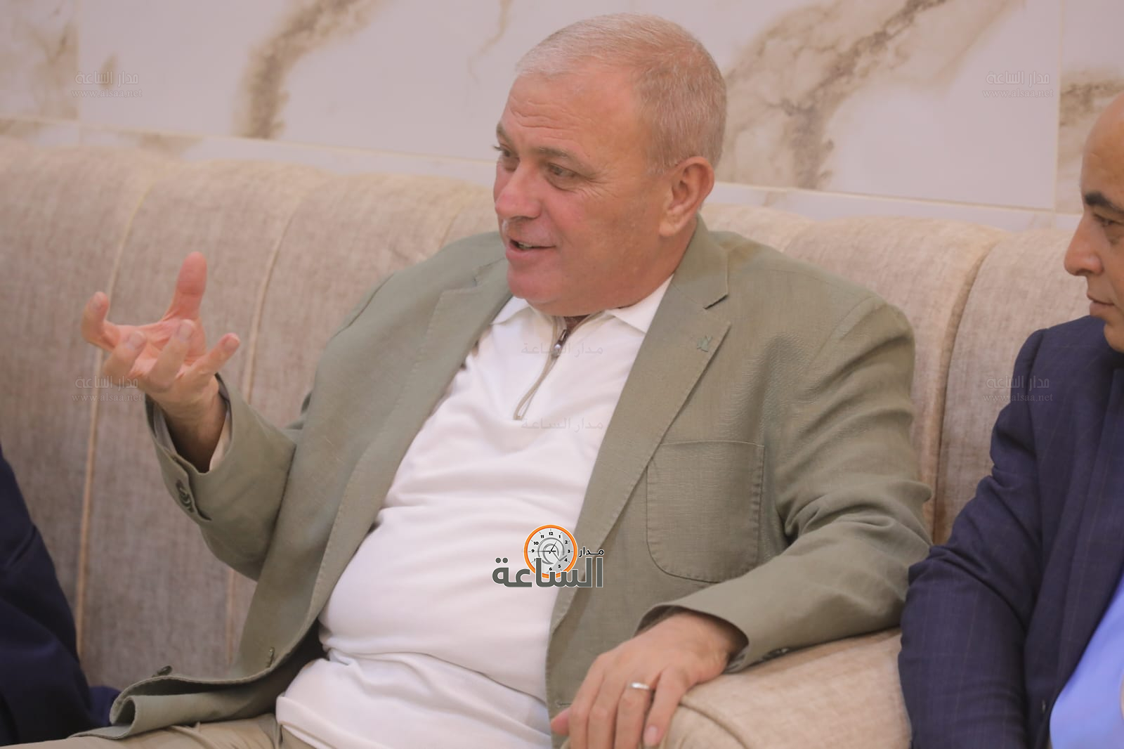 Madar Al-Saa Images 0.7155632967005422