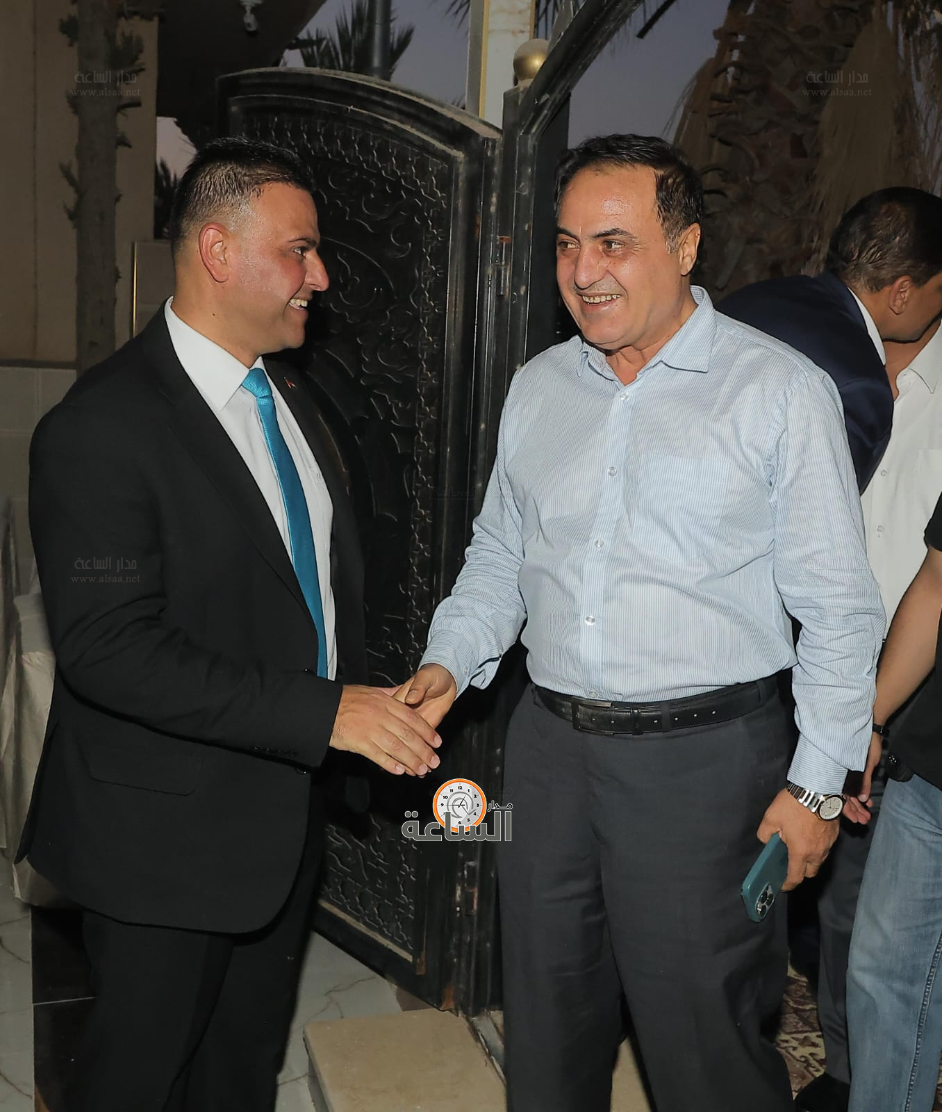 Madar Al-Saa Images 0.8809596856938569