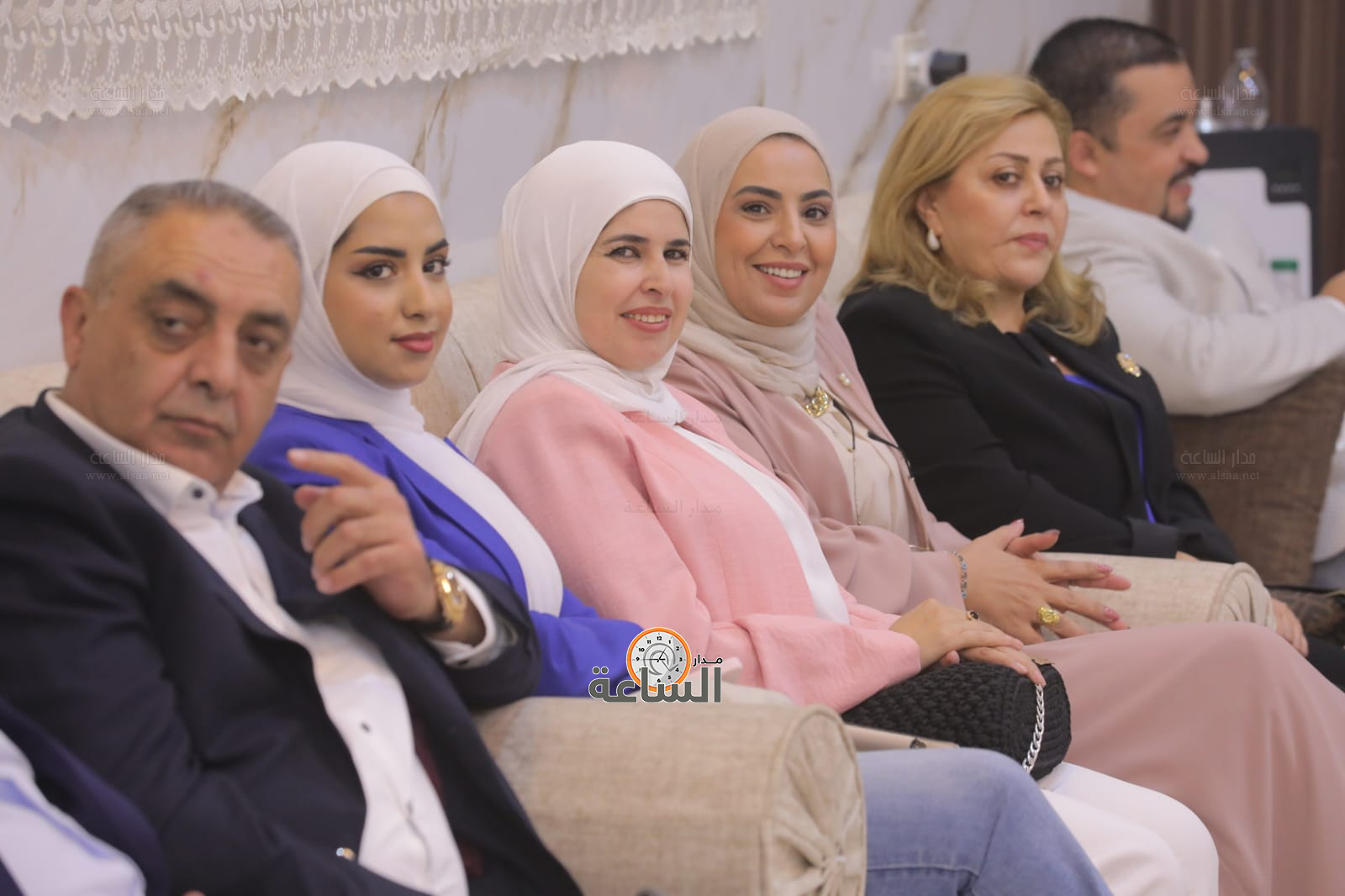 Madar Al-Saa Images 0.5588195122191083