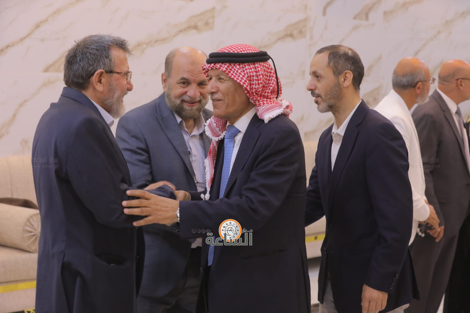 Madar Al-Saa Images 0.6082338018359169