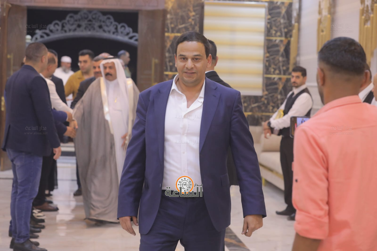 Madar Al-Saa Images 0.22778200935874648