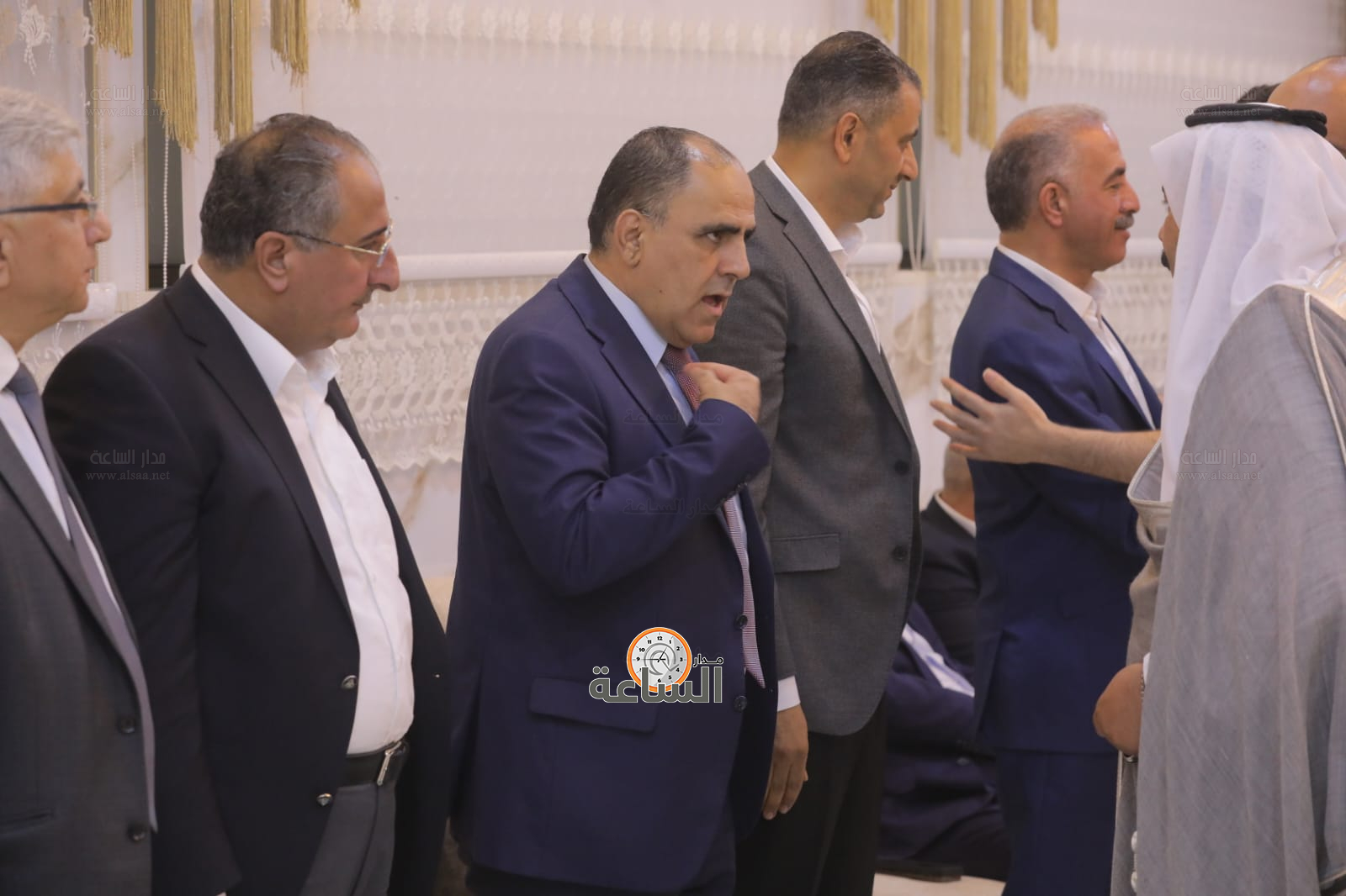 Madar Al-Saa Images 0.41320783097189107