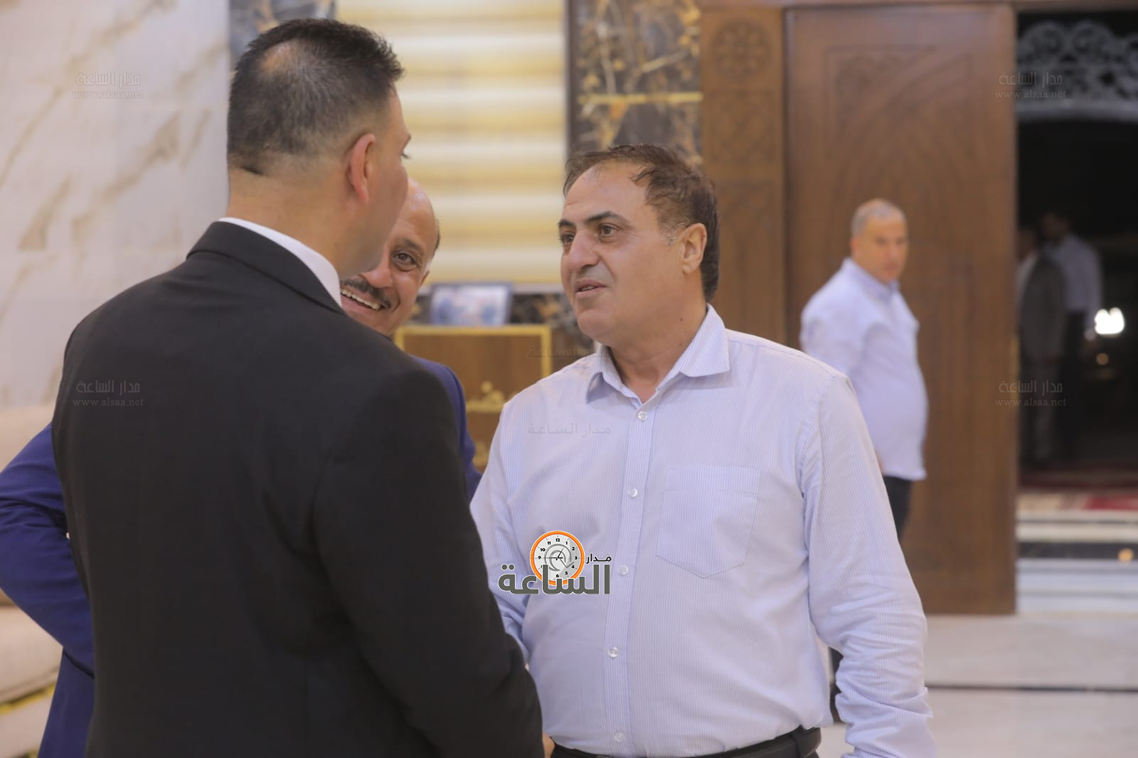 Madar Al-Saa Images 0.37447995542828116