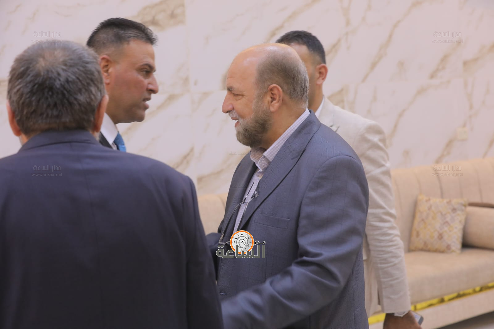 Madar Al-Saa Images 0.8407279080089747