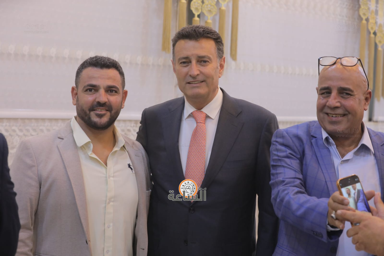 Madar Al-Saa Images 0.025038247031350935