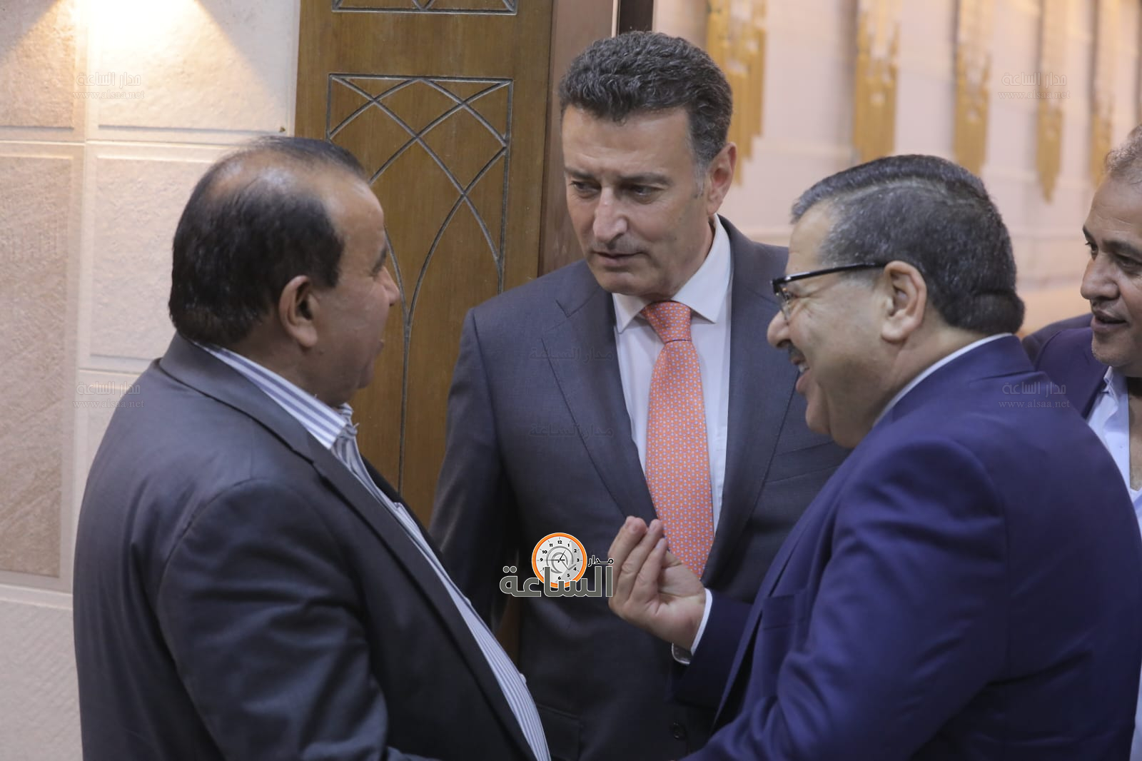 Madar Al-Saa Images 0.5016191611399854