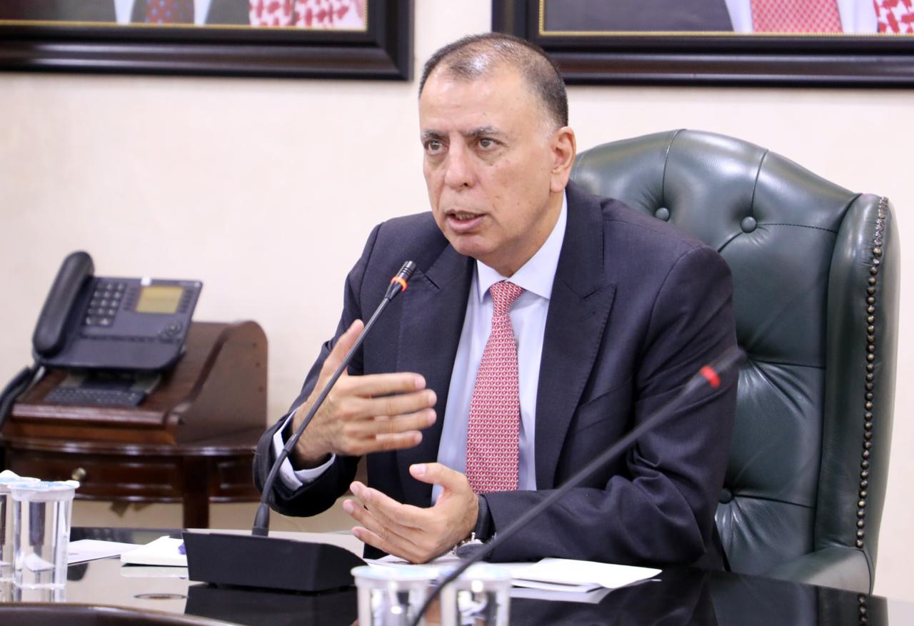 Madar Al-Saa Images 0.37232616252894124