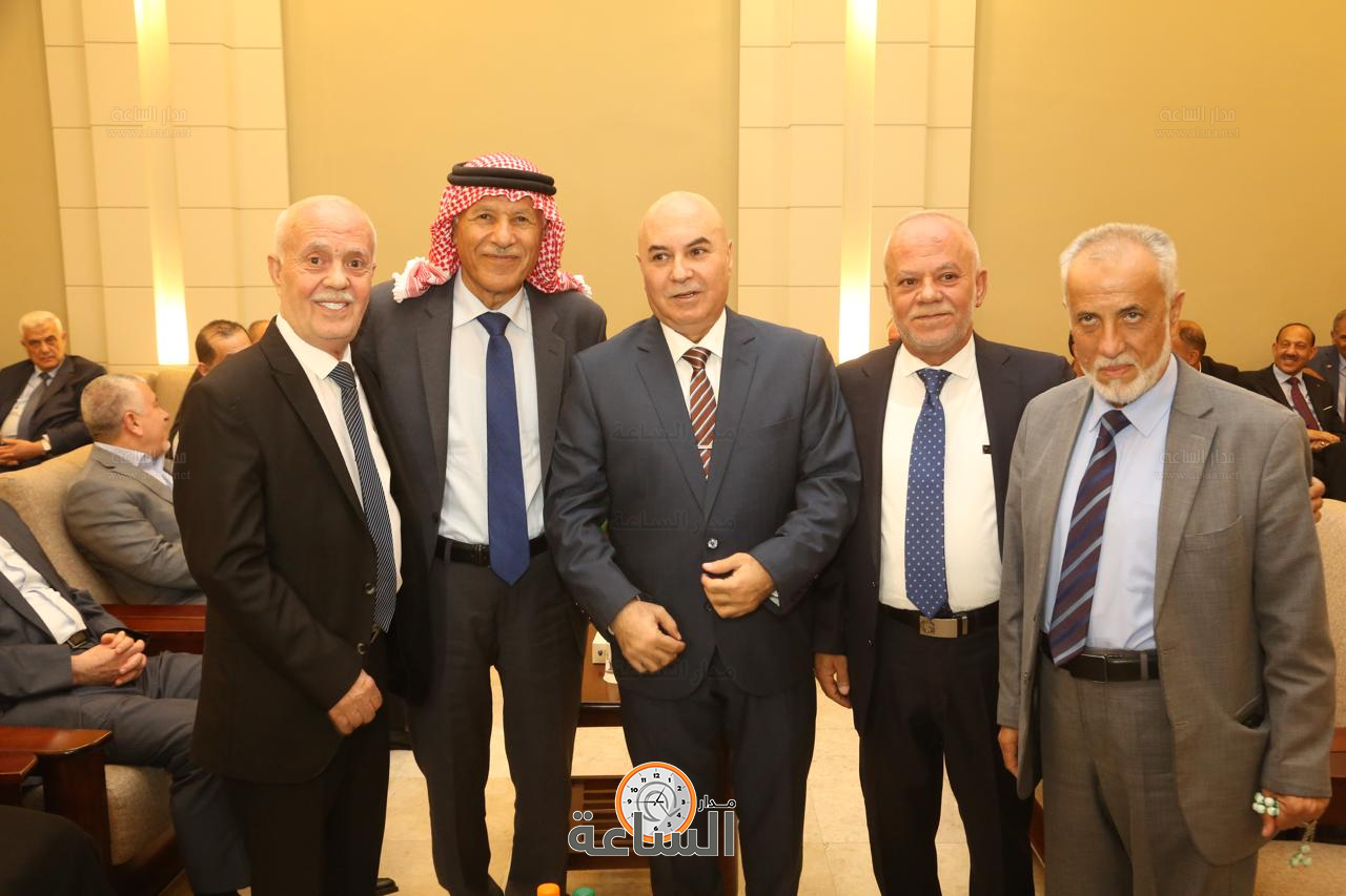 Madar Al-Saa Images 0.7052204812435495