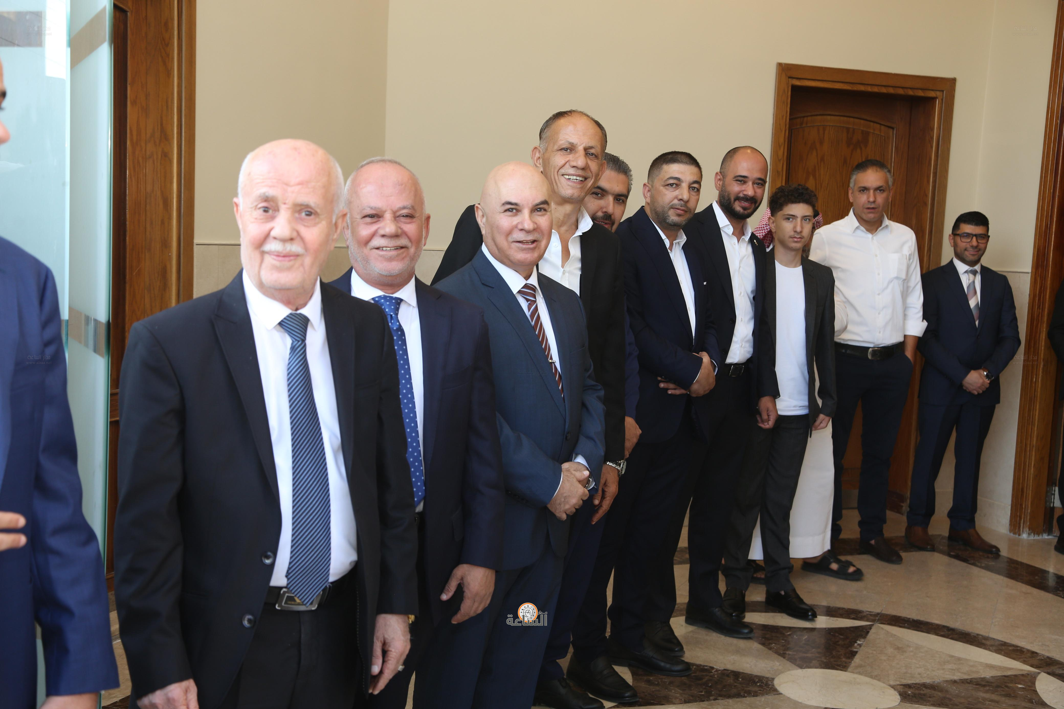 Madar Al-Saa Images 0.1074755664366116