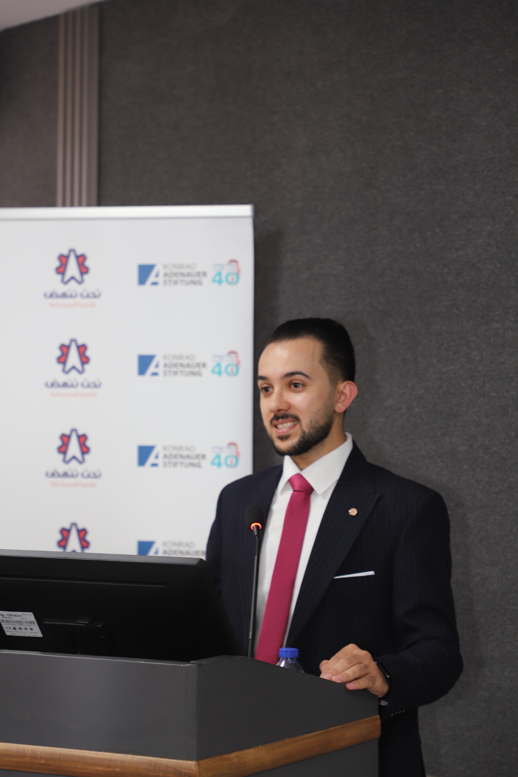 Madar Al-Saa Images 0.27212443035967915