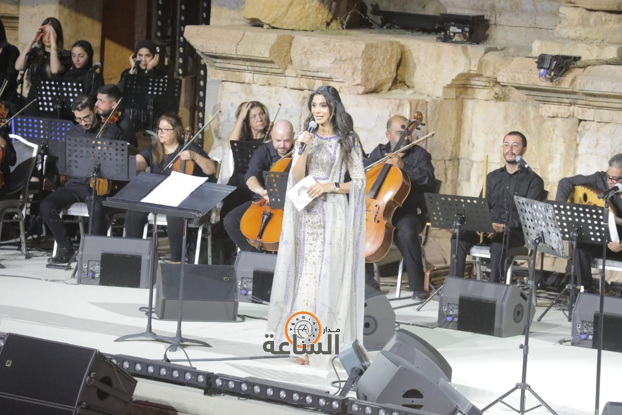 Madar Al-Saa Images 0.3736839519865284